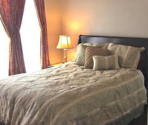 Ainsworth House Inn Luling 外观 照片